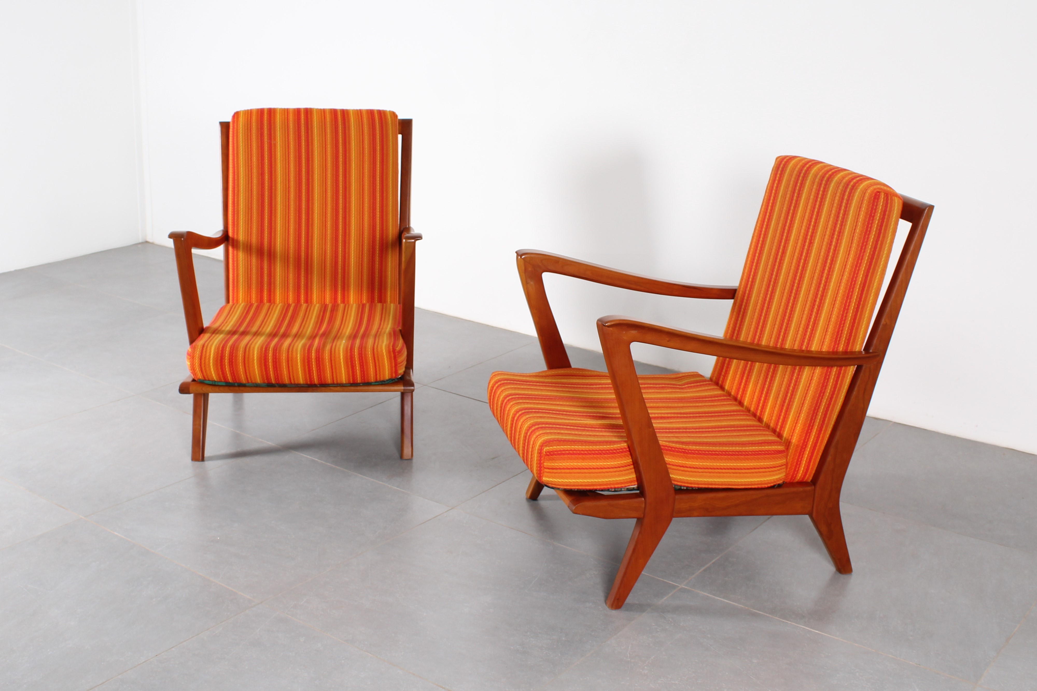 Gio Ponti - Coppia di poltrone mod. 516, legno e metallo