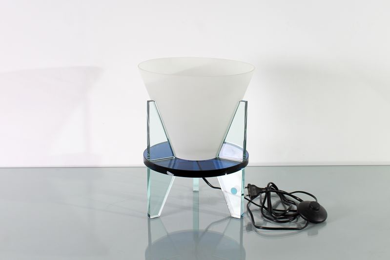 Lampada da tavolo Otero mod. 2748