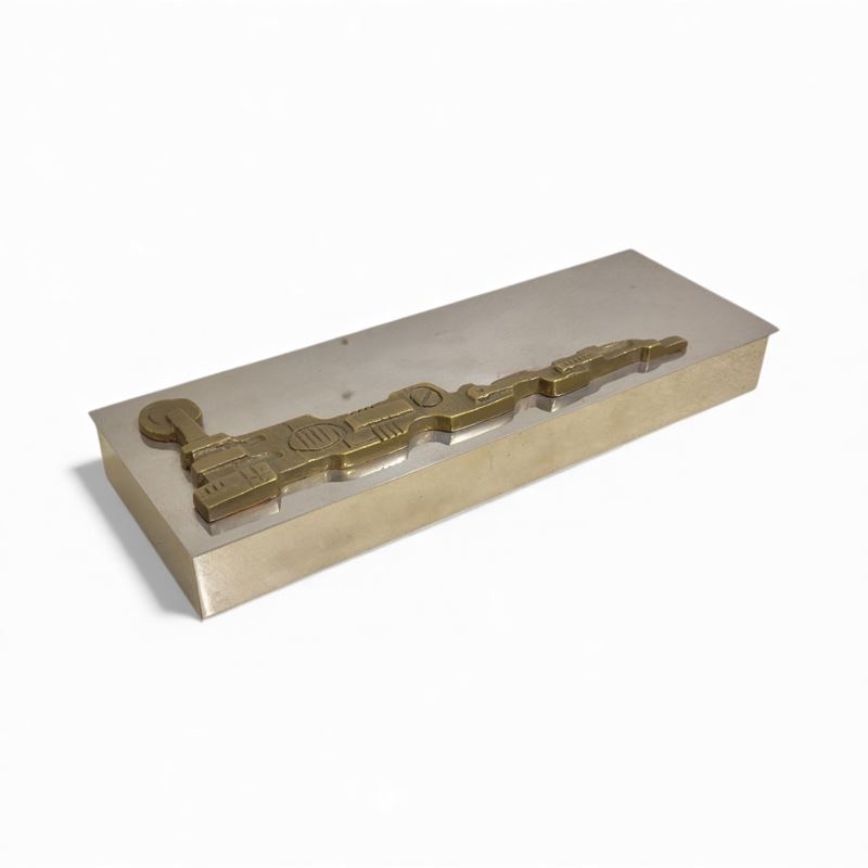Scatola decorativa con fusione in bronzo