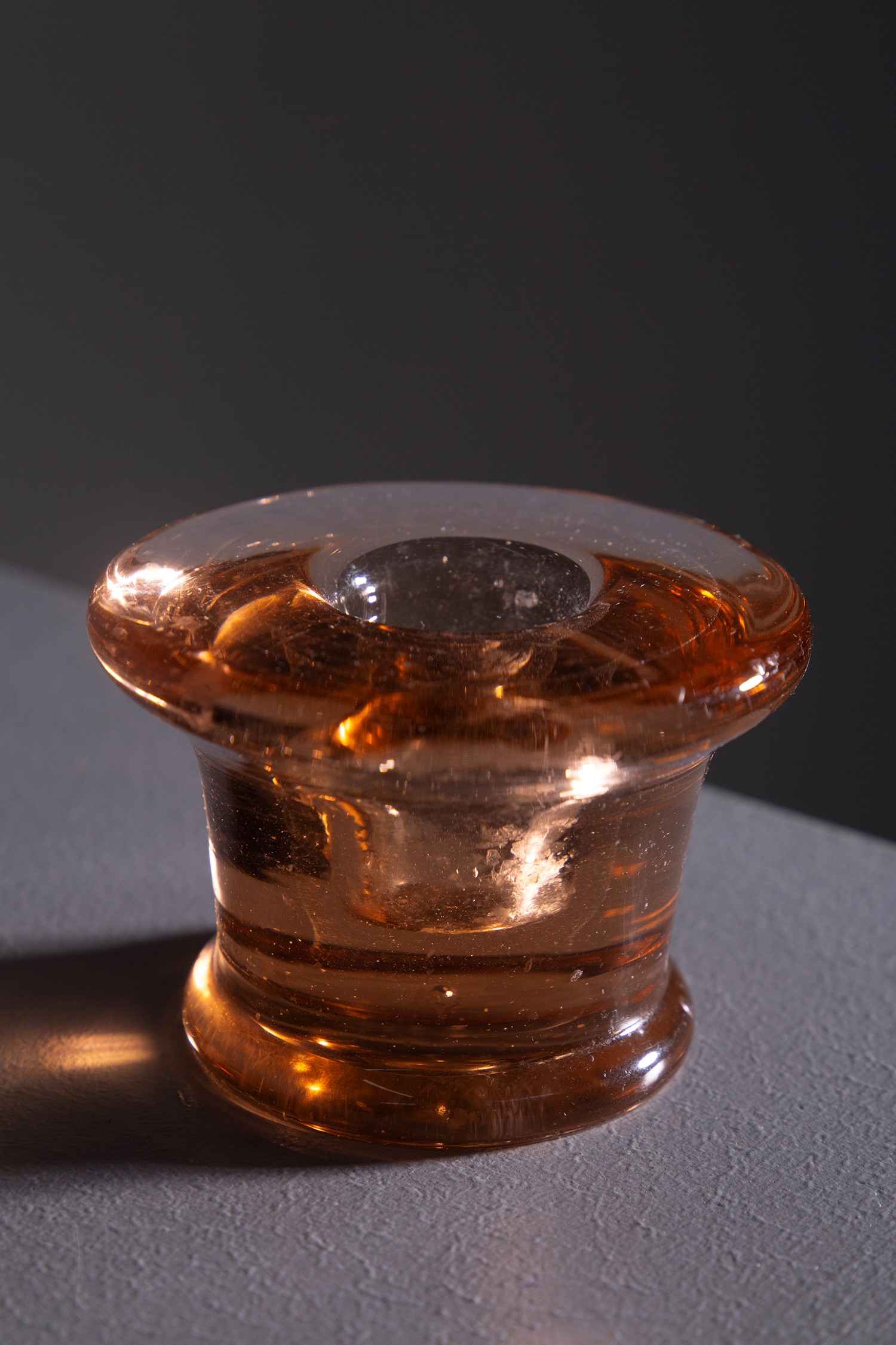 Portacandela, firmato