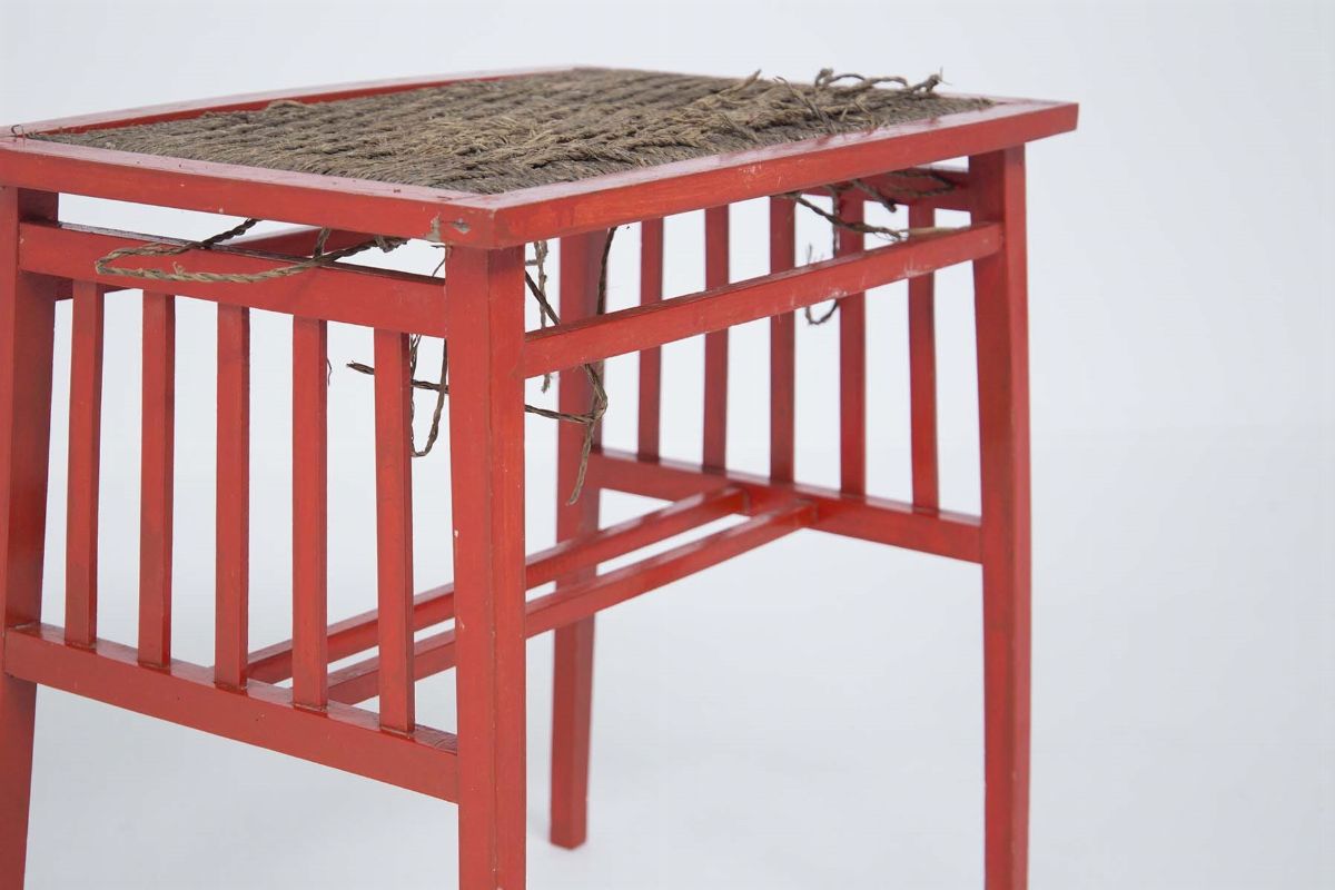 Tavolino in Legno (nello Stile Di)