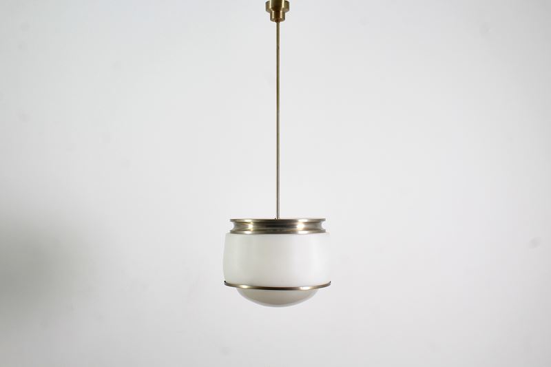 Lampada a sospensione di Sergio Mazza per Artemide