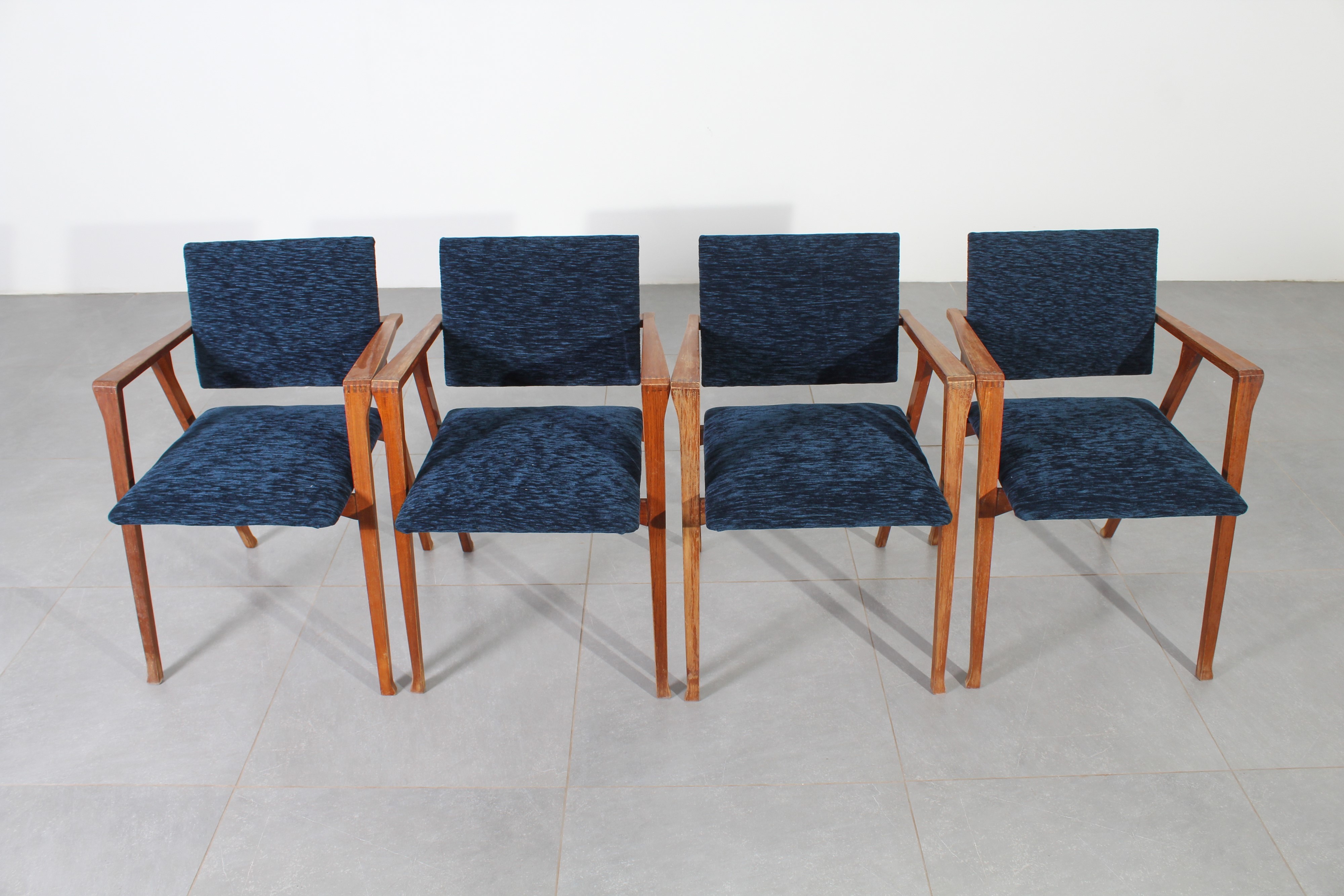 Quattro poltrone Luisa di Franco Albini per Poggi