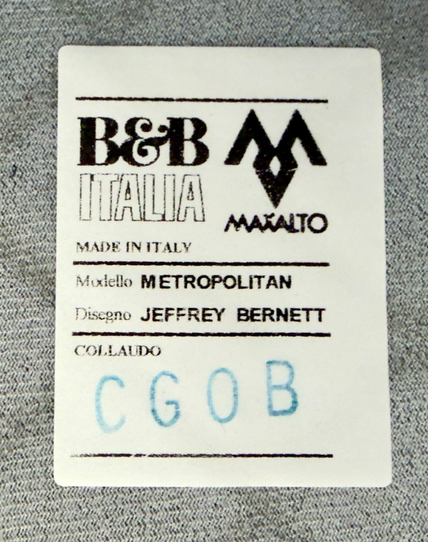 Coppia di poltrone Metropolitan di Jeffrey Bernett per B&B Italia