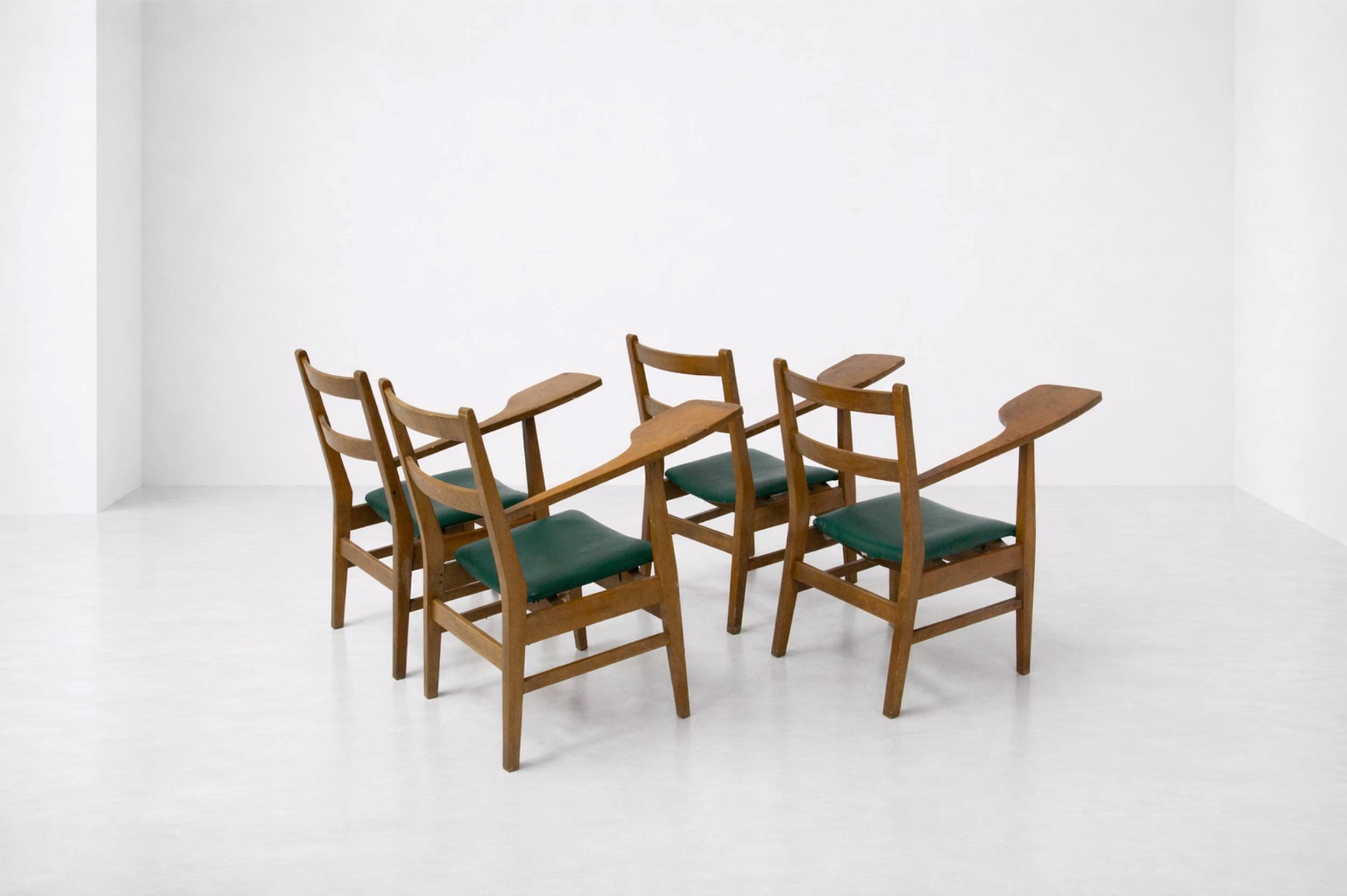 Set di quattro sedie