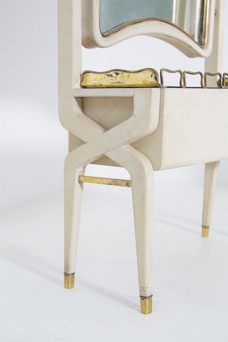 Specchi Italiani in Ottone e Legno Bianco (attr.)