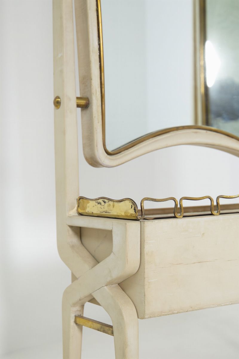 Specchi Italiani in Ottone e Legno Bianco (attr.)