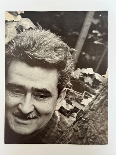 Alberto Burri, Fotografia di ritratto per invito della mostra “Litografie e serigrafie” (dicembre...