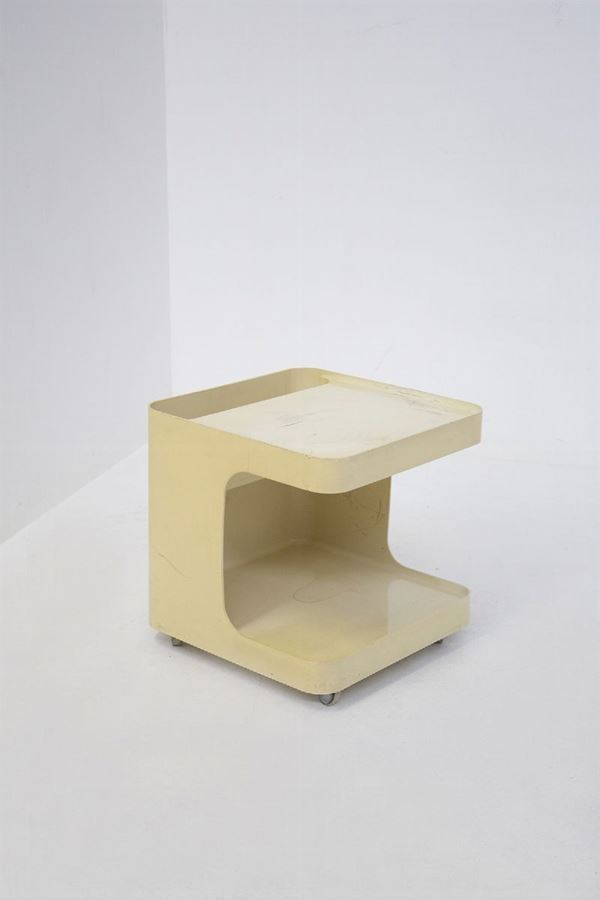Carrello da bar in plastica vintage con ruote