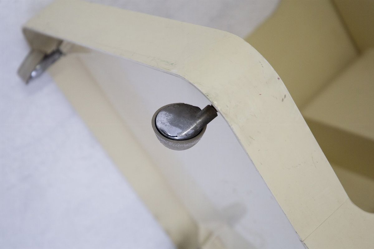 Carrello da Bar in Plastica Vintage con Ruote