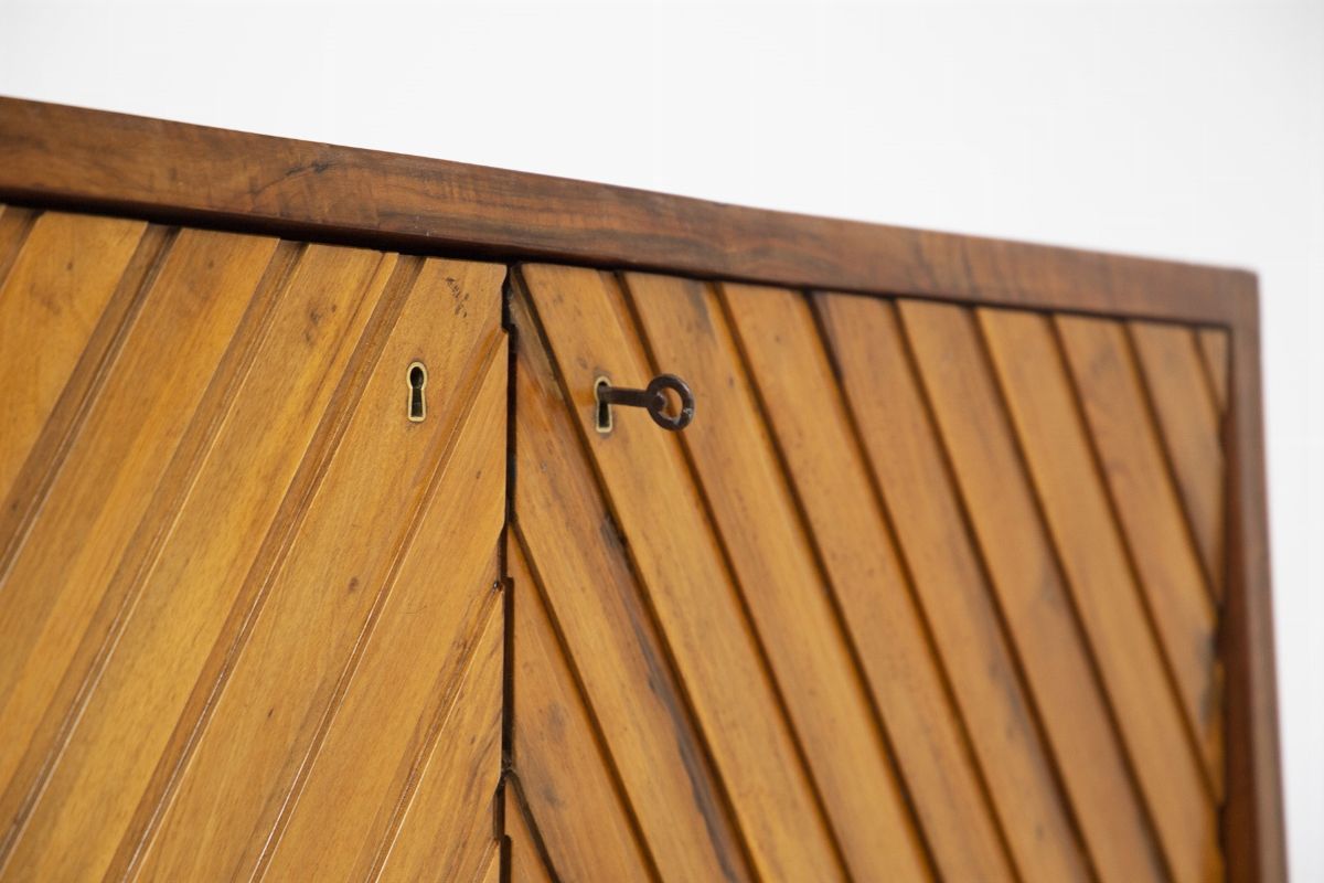 Mobile da Salotto Italiano in Vari Tipi di Legno
