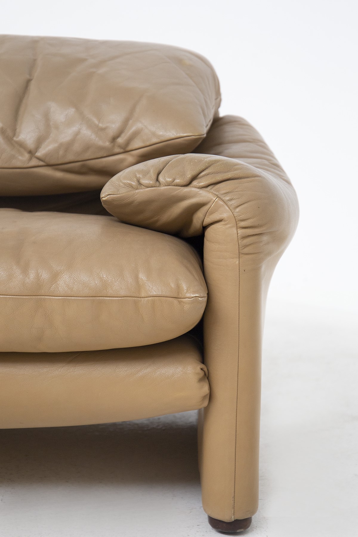 Divano Magistretti in Pelle Vintage Maralunga per Cassina