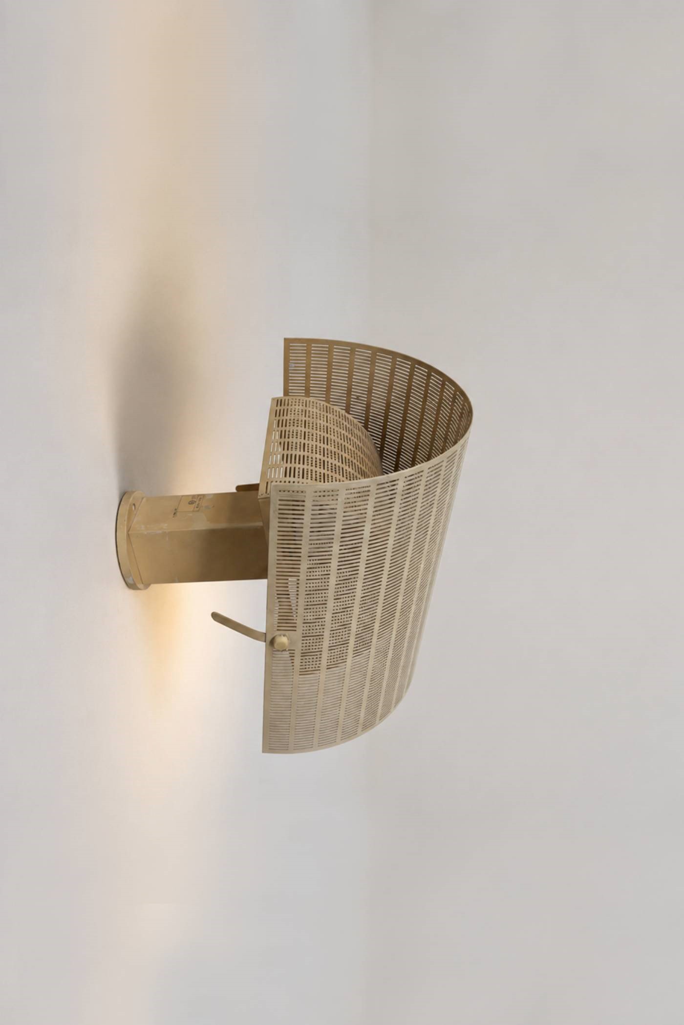 Mario Botta - Lampada da muro “Shogun” (modello Shogun), metallo, anni ’80