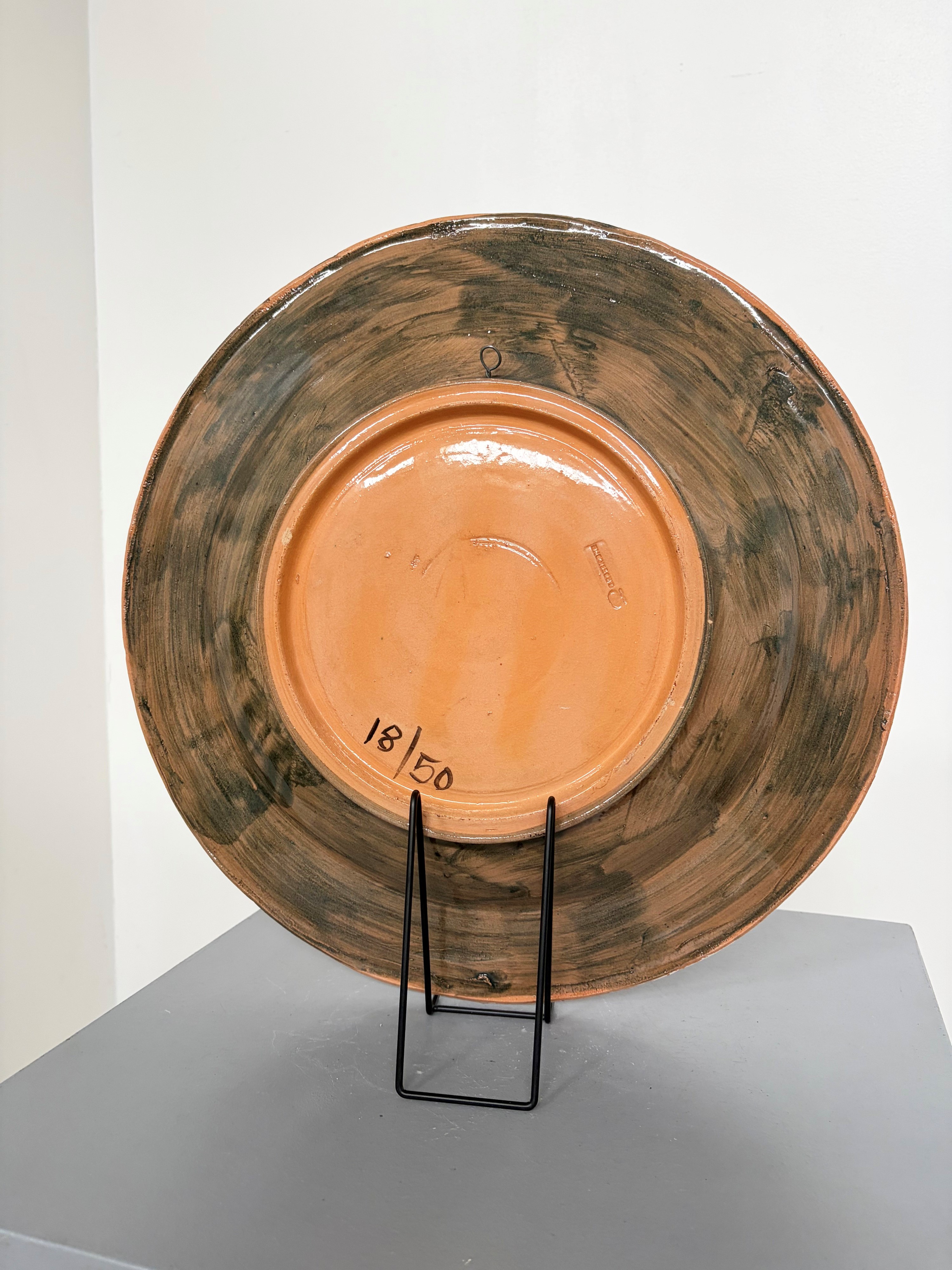 Remo Brindisi - Piatto decorativo a soggetto bucolico in ceramica dipinta