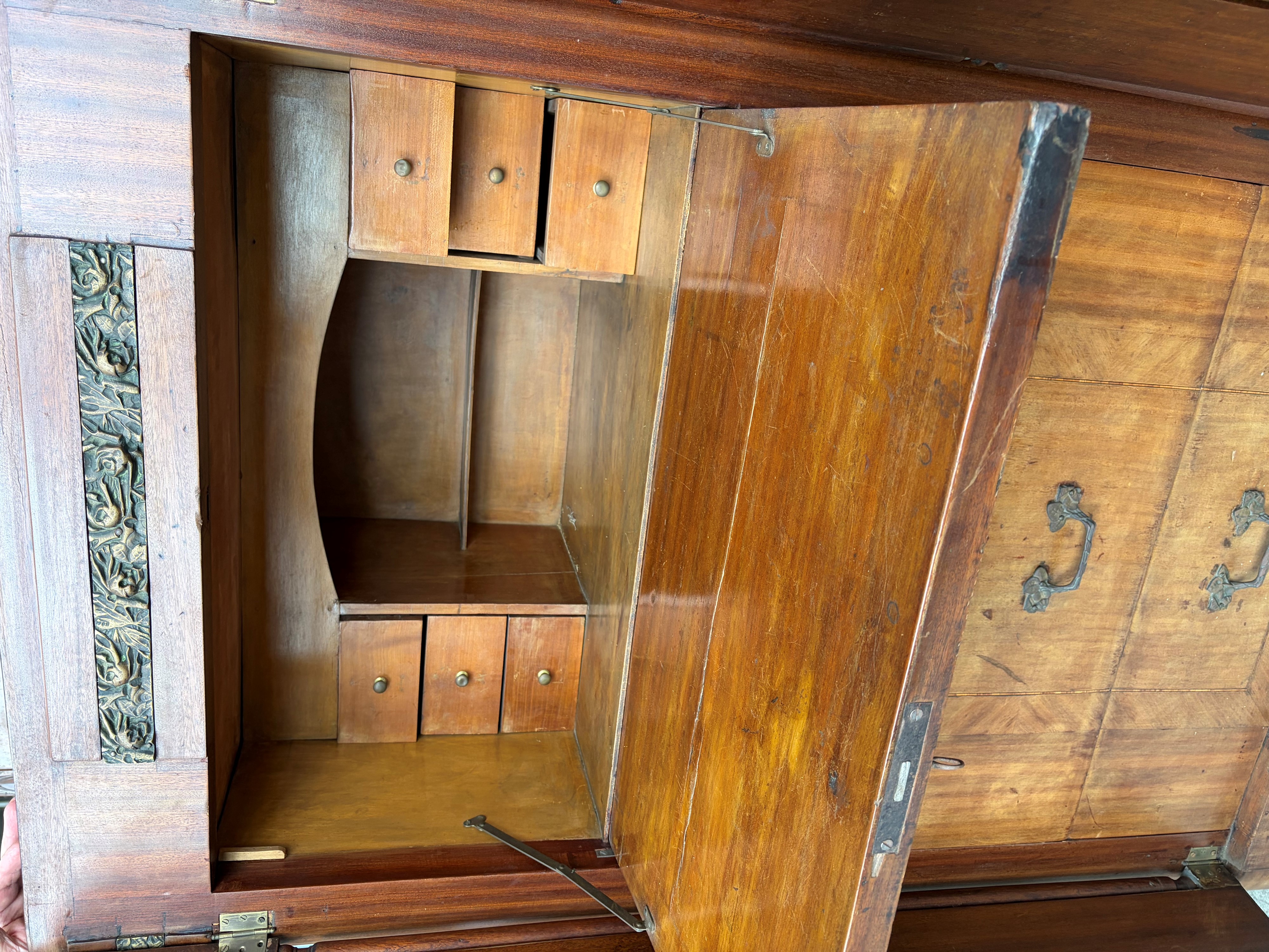 Giambattista Gianotti - Secretaire Liberty italiano con decori in bronzo, primi del XX secolo