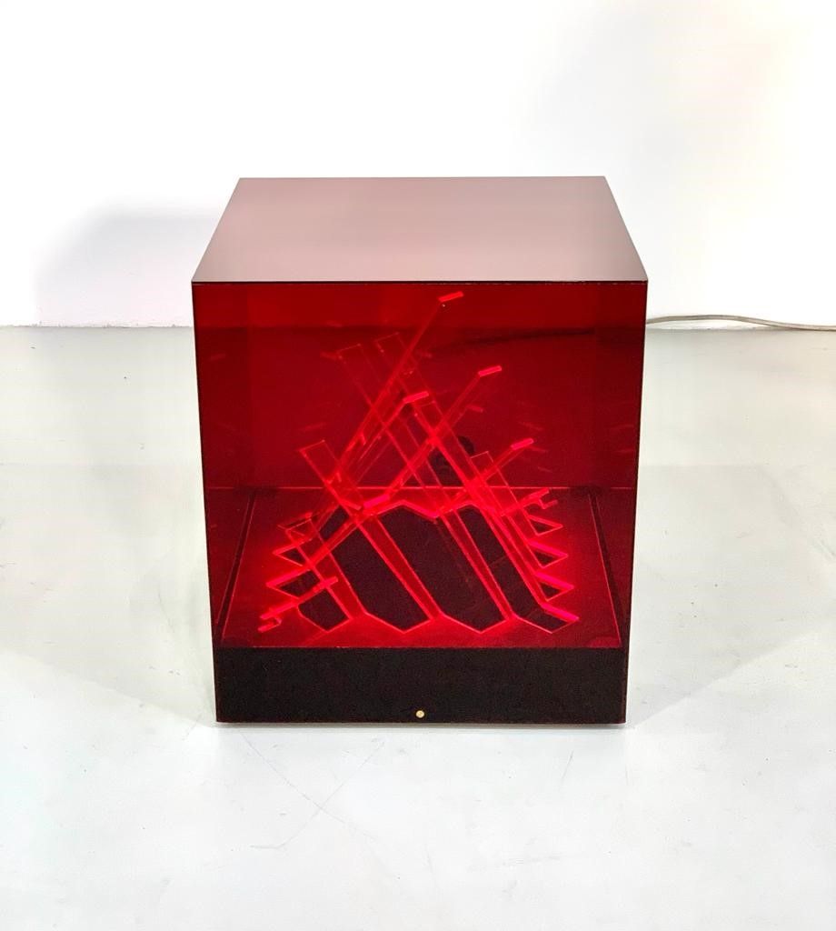 Lampada da Tavolo Cubo di Teo Rossa