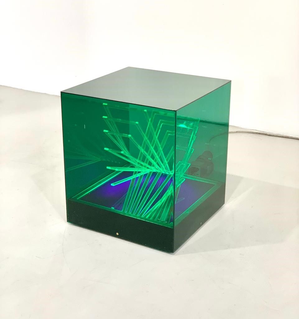 Lampada da Tavolo Cubo di Teo Verde