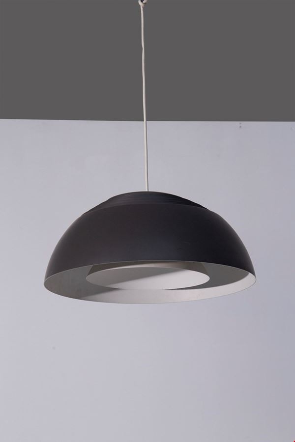 Arne Jacobsen - Lampadario Louis Poulsen