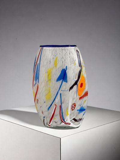 Vaso in vetro di Murano con etichetta