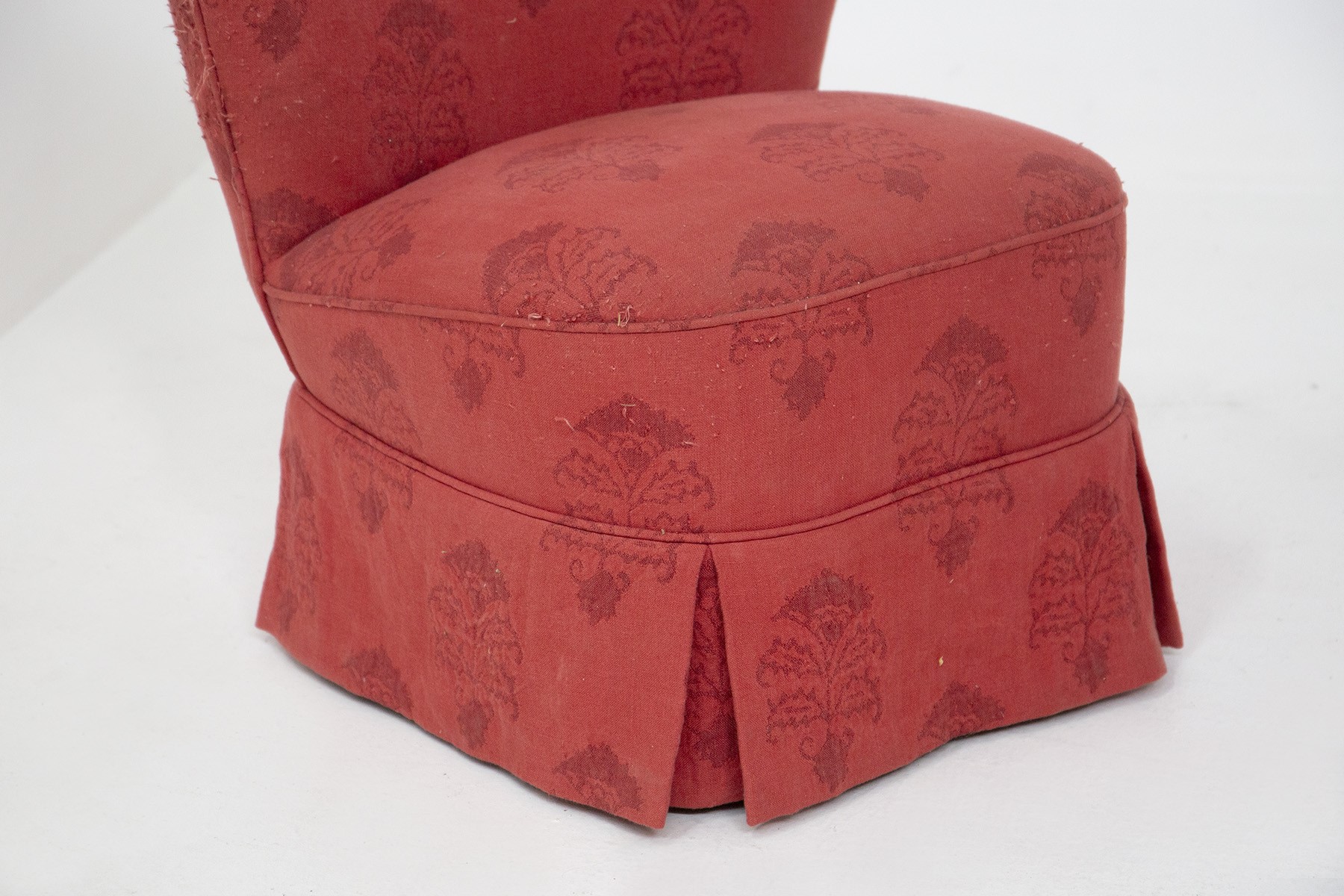Coppia di poltrone italiane vintage rosse