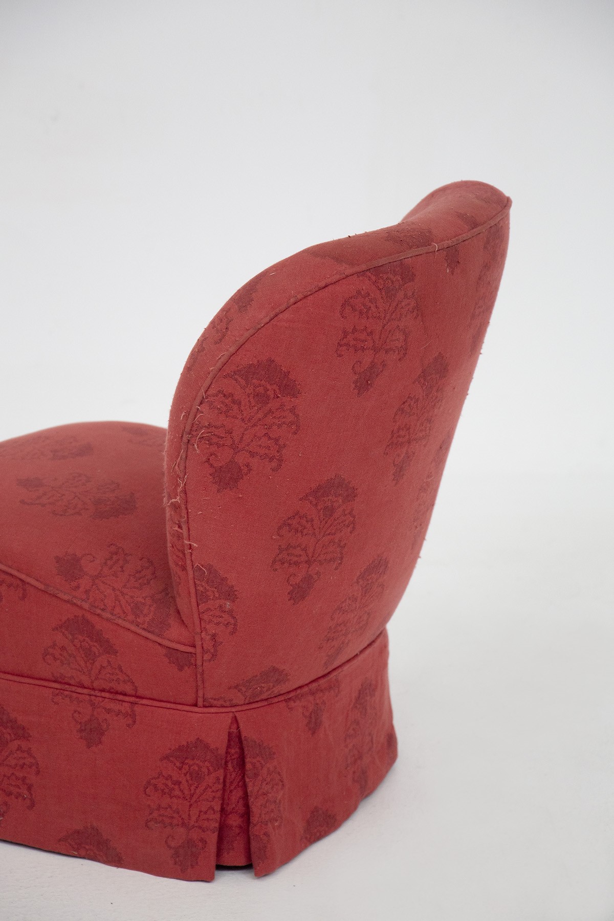 Coppia di poltrone italiane vintage rosse