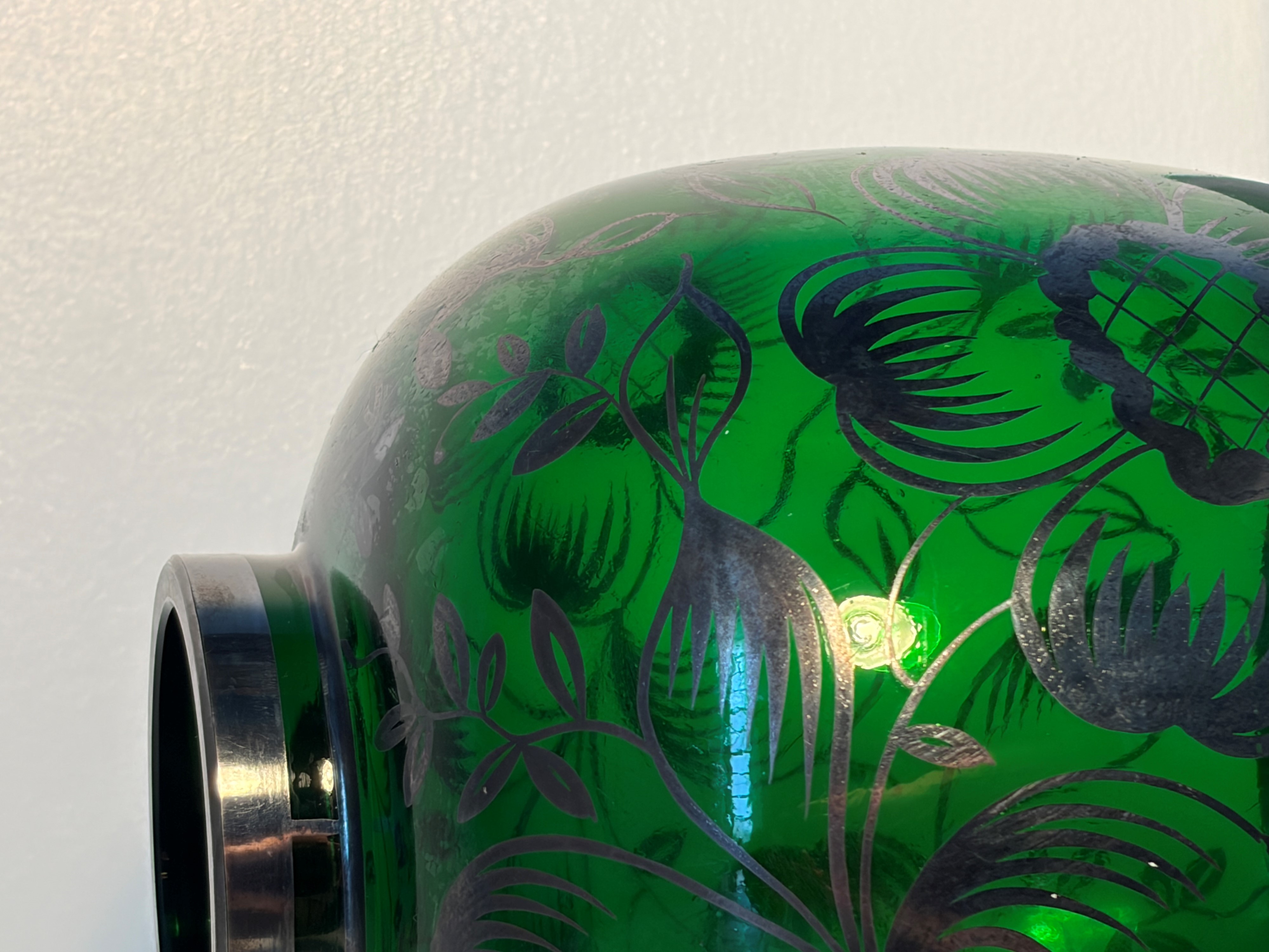 Manifattura Italiana - Vaso in vetro artistico decorato
