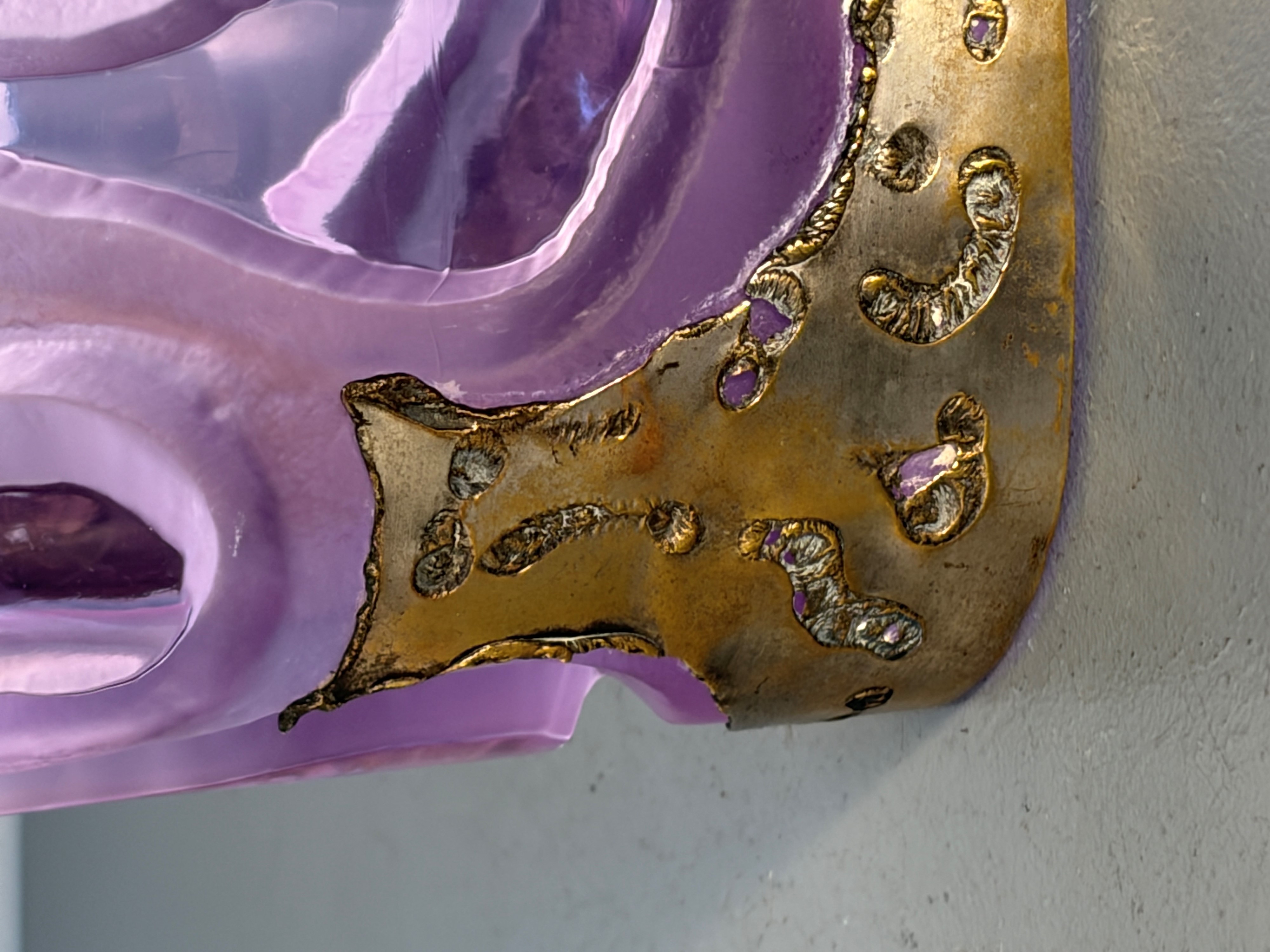 Arch. F. Toso - Vaso etichettato in bronzo e vetro di Murano