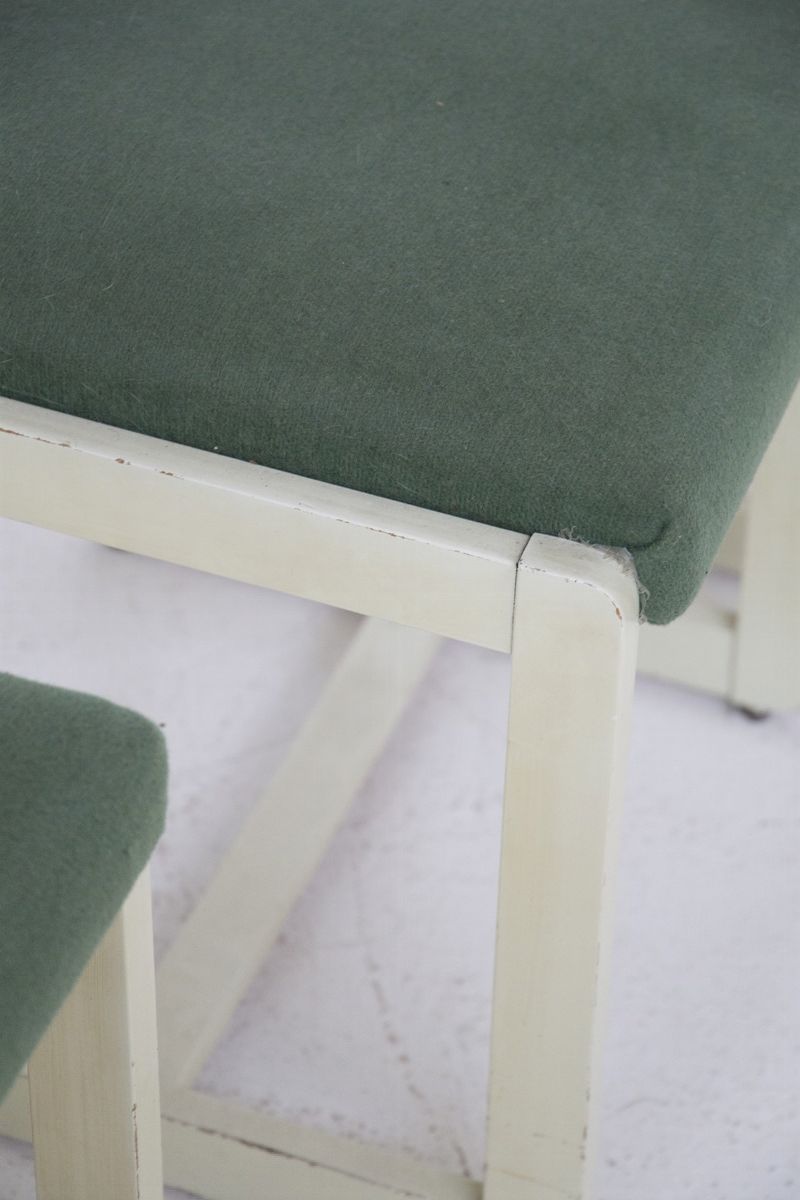 Set di Quattro Sedie Vintage Italiane in Legno e Tessuto