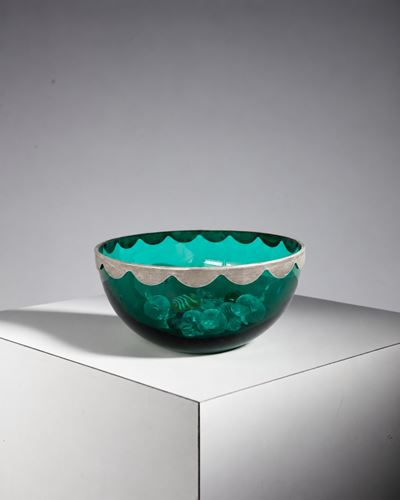 Ciotola decorativa in vetro di Murano verde smeraldo con bordo in metallo