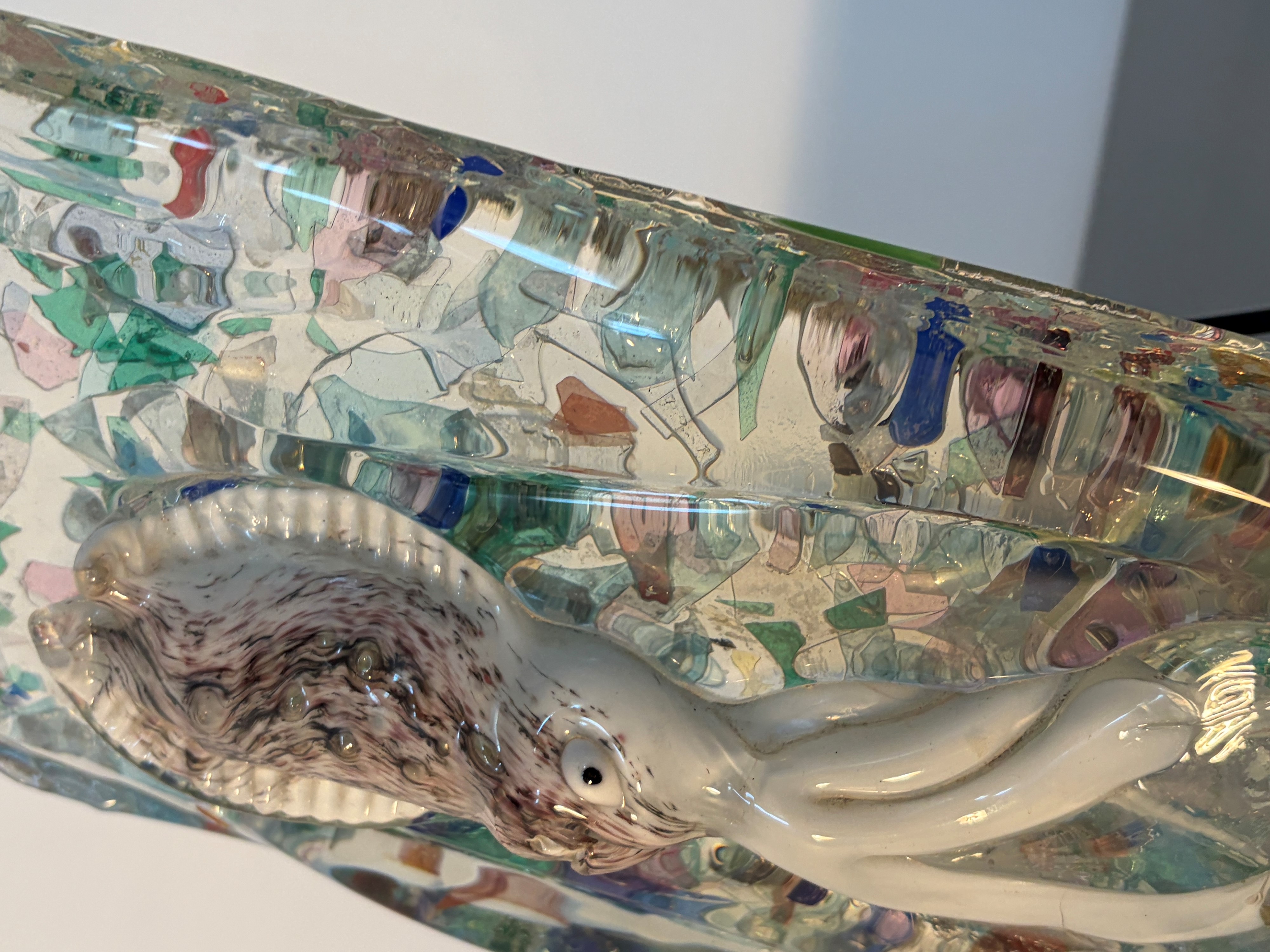 Pino Signoretto (attr.) - Pannello scultoreo in vetro di Murano con calamaro