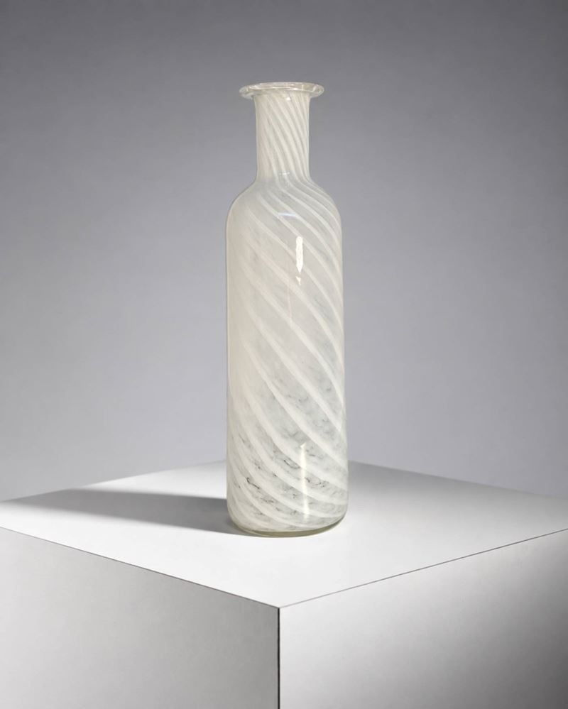 Simone Cenedese - Vaso in vetro di Murano a forma di bottiglia con firma e etichetta, vetro a ret...