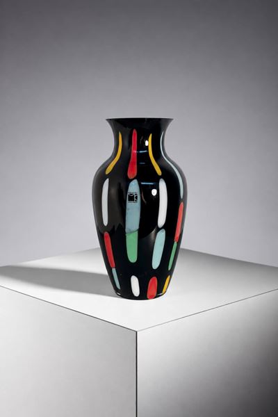 Vaso in vetro di Murano con etichetta