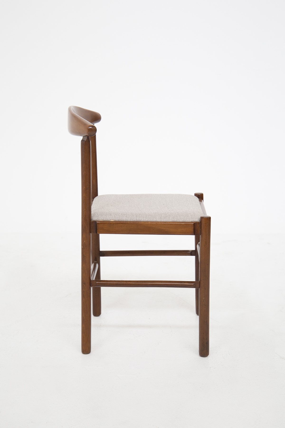 Set di quattro sedie italiane in tessuto di cotone beige