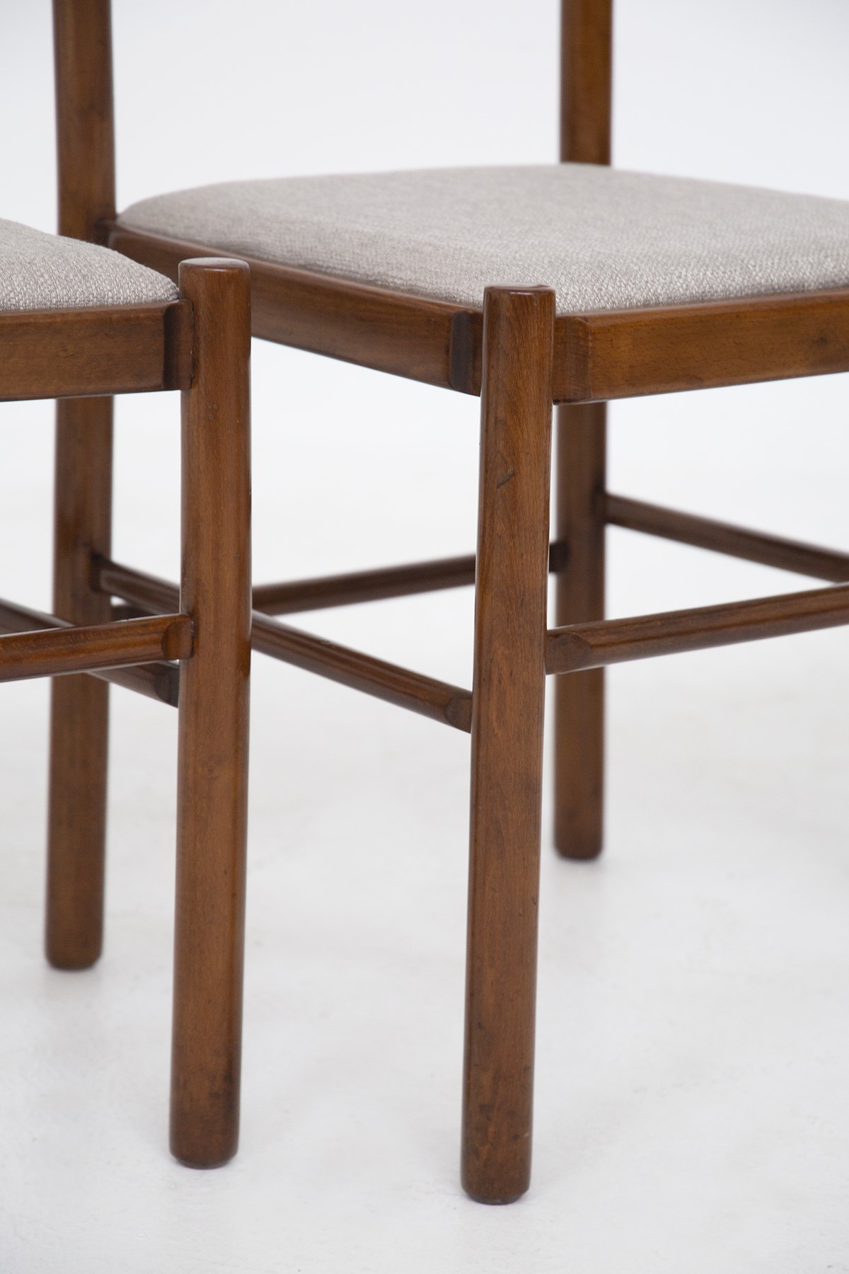 Set di quattro sedie italiane in tessuto di cotone beige