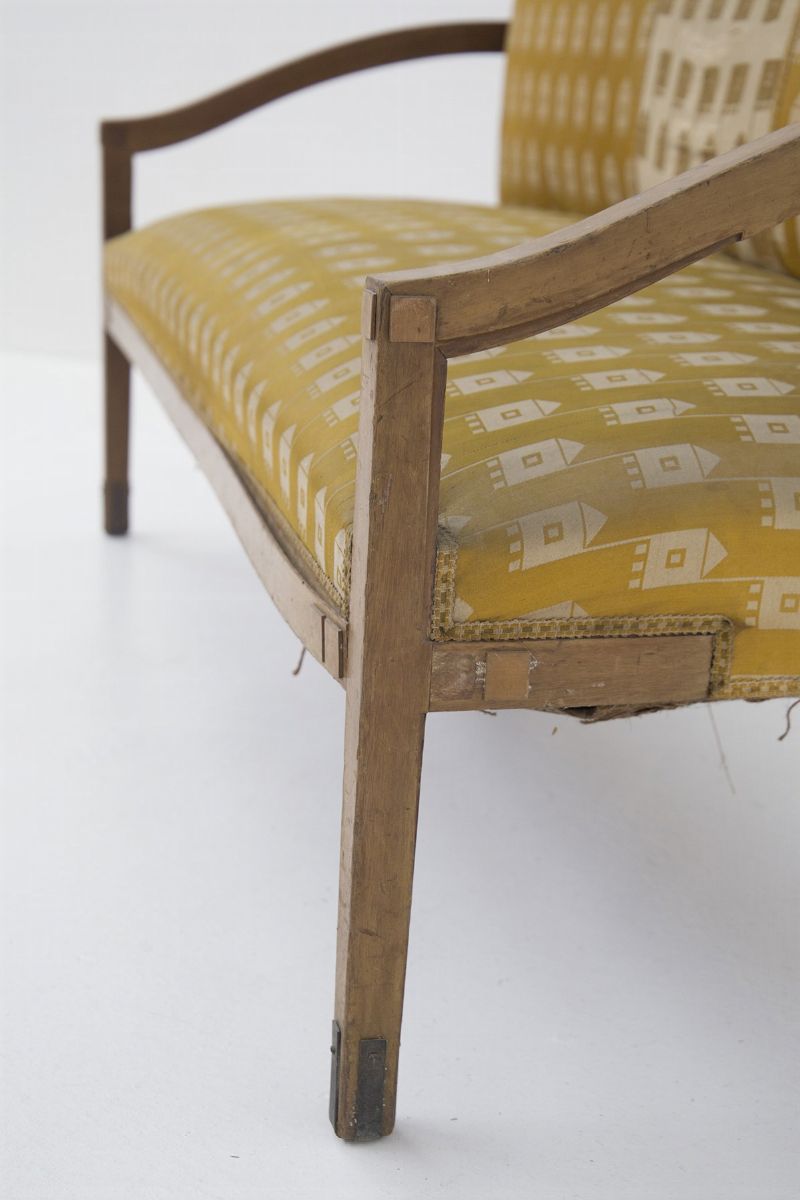Divano Vintage in Tessuto Legno ed Ottone