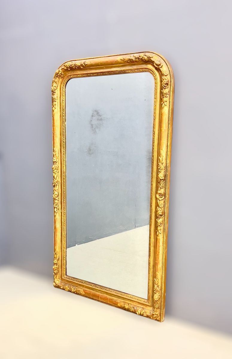 18th Century gold leaf mirror