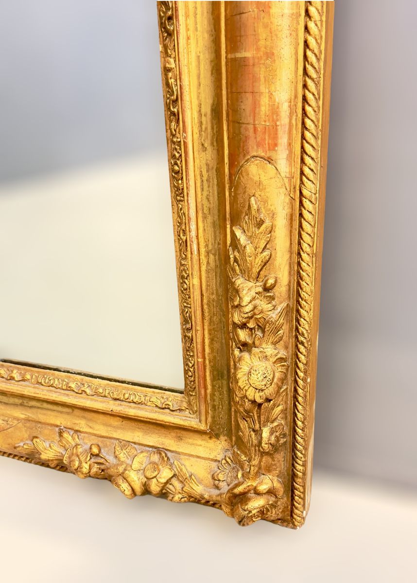 18th Century gold leaf mirror