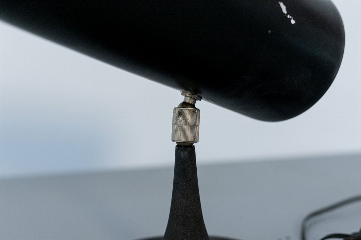 Lampada da Tavolo Modello 569 N per Arteluce, Etichetta Originale