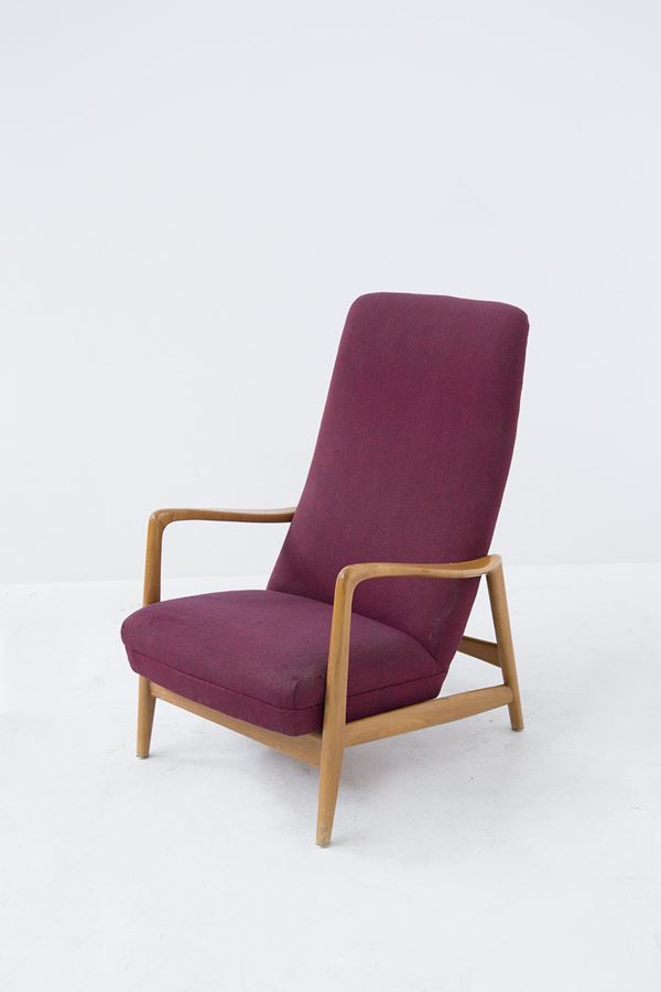 Elegant Vintage Armchair in Wood