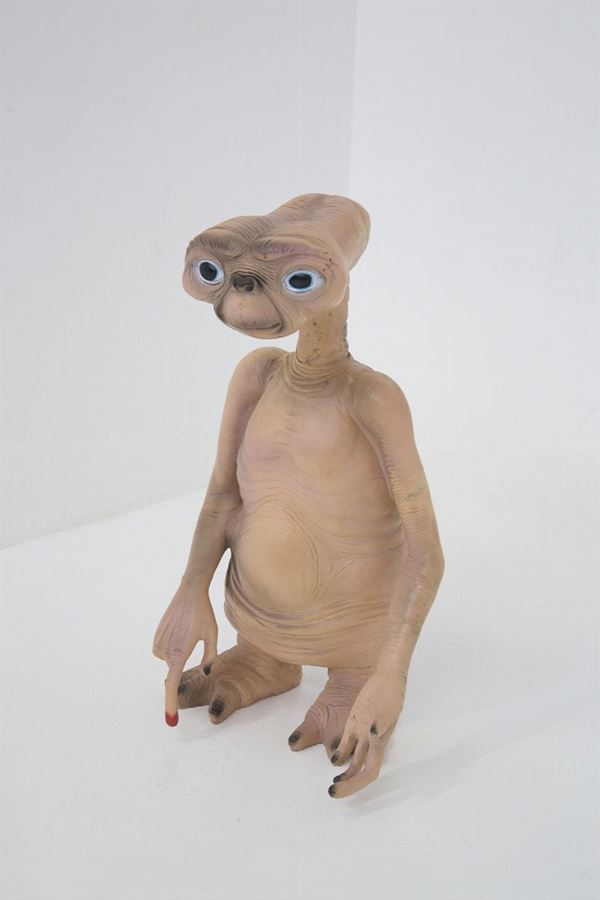 Vintage ET in resina