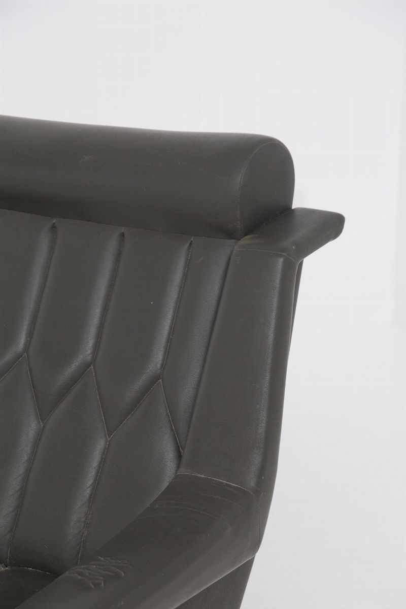 Divano Vintage in Legno e Pelle Nera