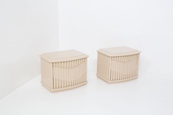 Luciano Frigerio - Pair of nightstands, signed