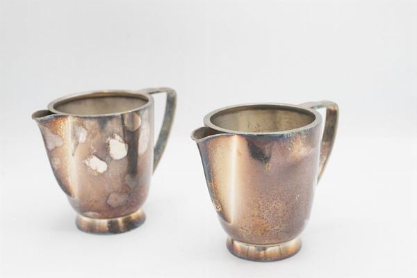g. Ponti Pair of Vintage Silver-plated metal  Patina Jugs