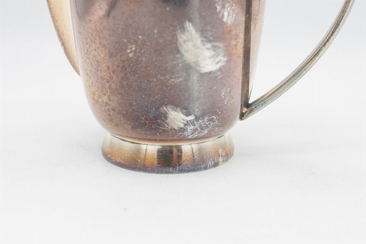 G. Ponti Coppia di brocche vintage in argento patinato