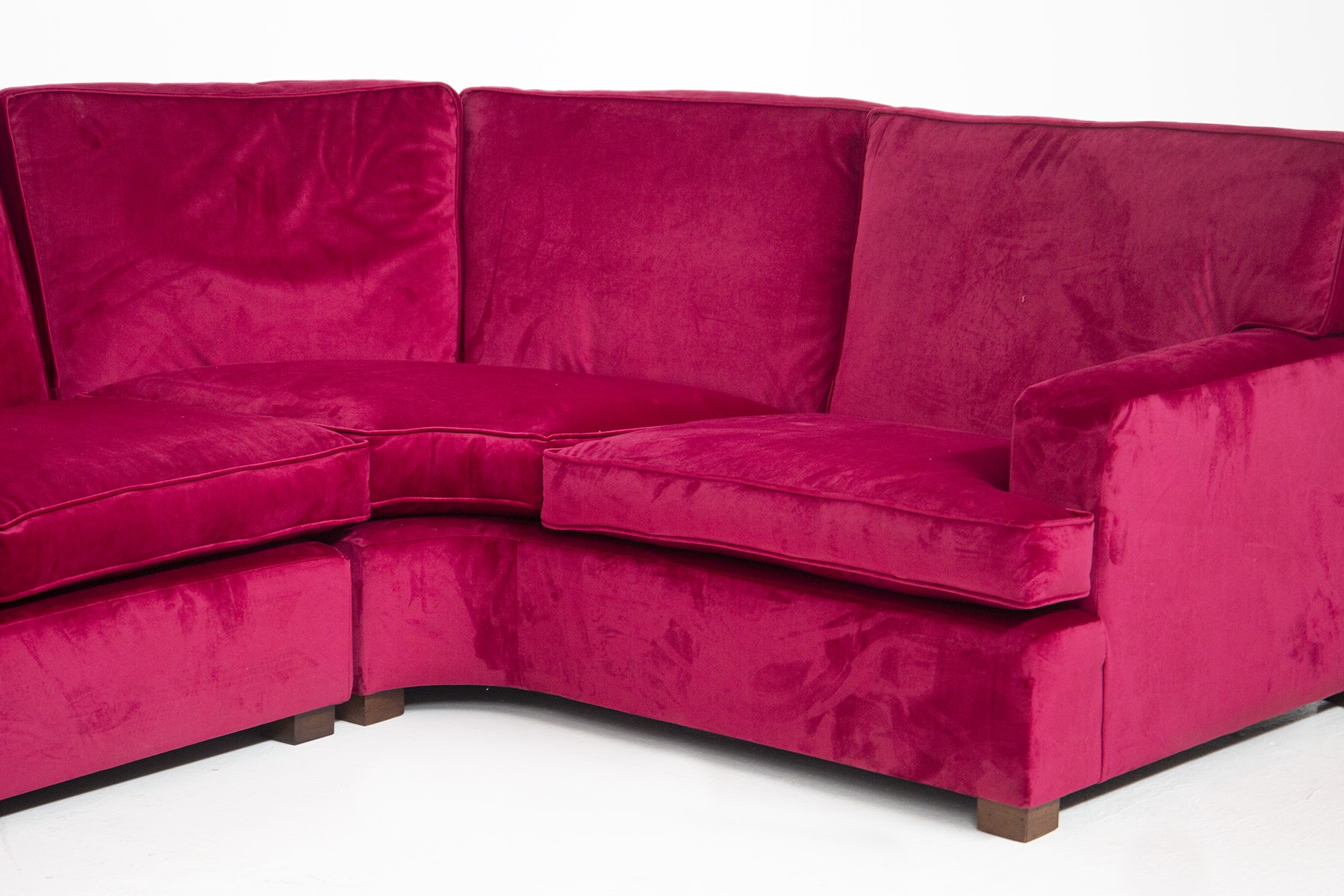 Ampio divano, pubblicato