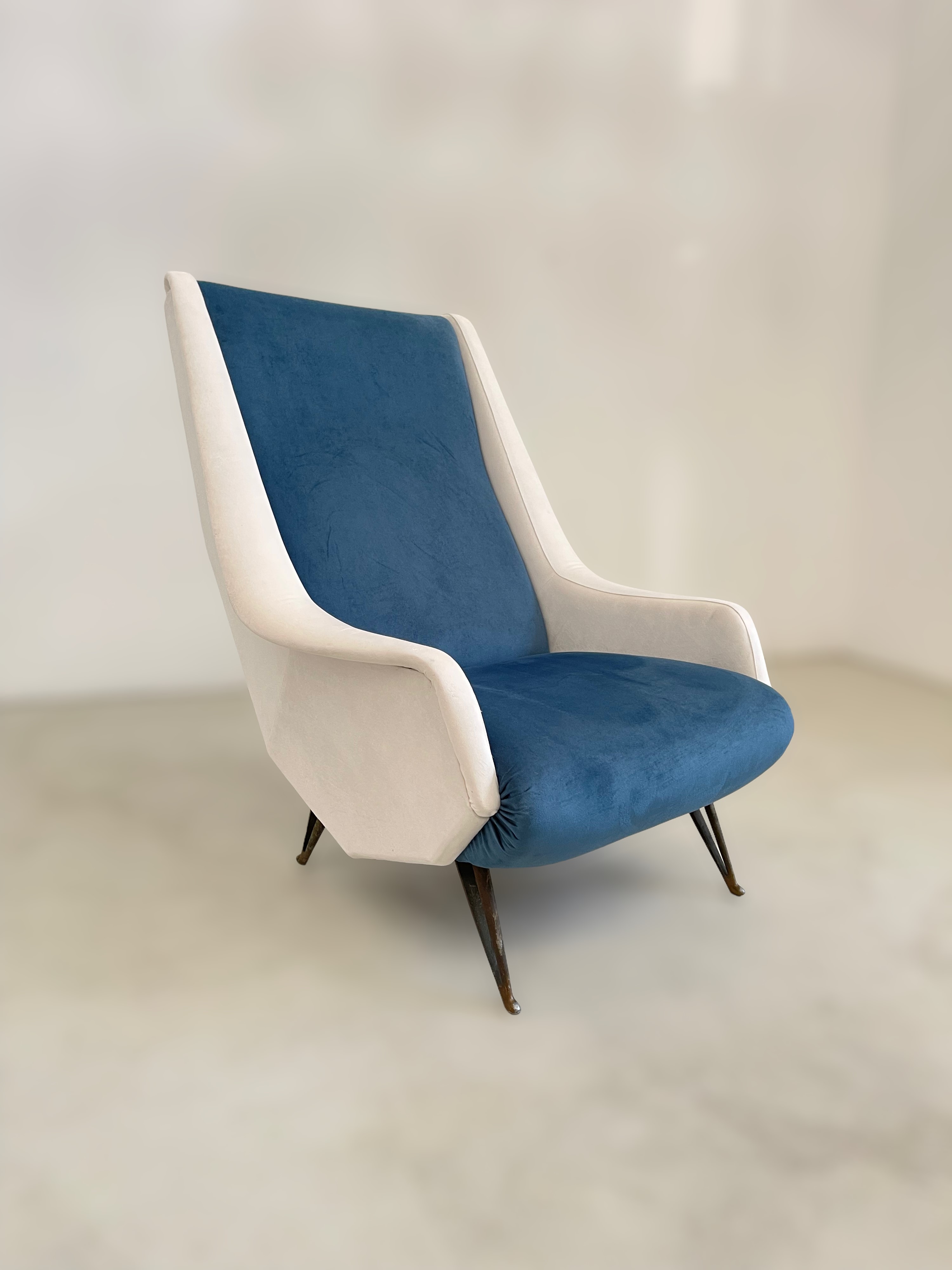 ISA Bergamo Coppia di poltrone