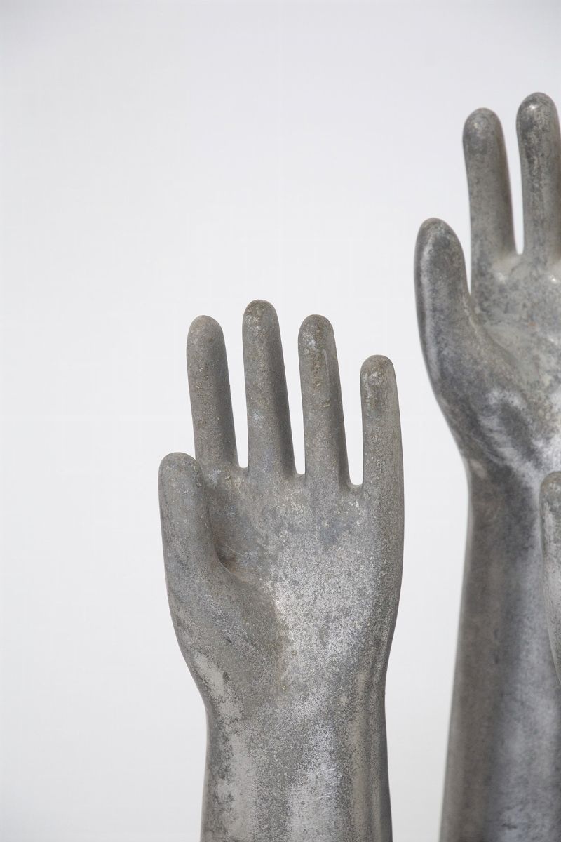 Hand Midcentury Mould in Aluminium Casting by Richard Ginori