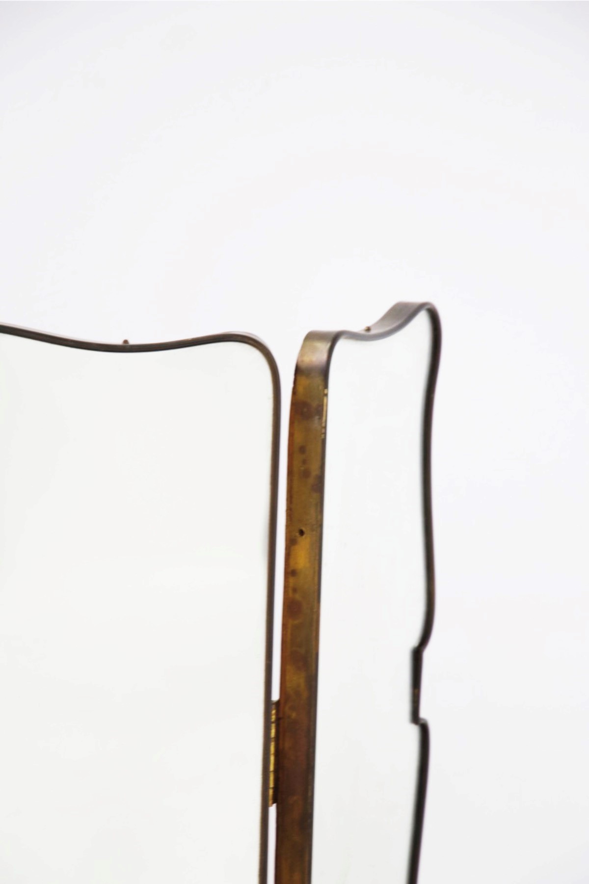 Specchio Vanity in Ottone Attr. a Gio Ponti